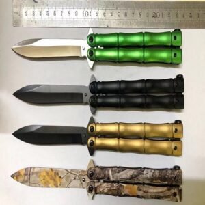 Fjärilskniv med bambuhandtag